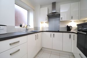 Photo 16- click for photo gallery